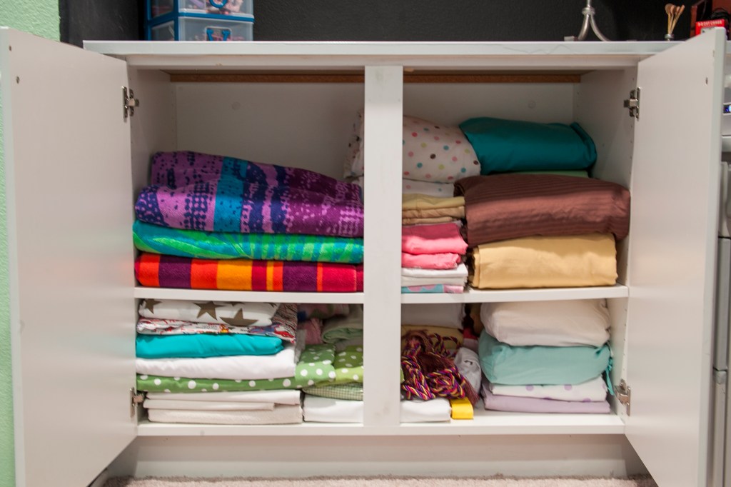 Voila! It looked so much better and I was actually really happy that I finally got this done! Even though I didn't want to.