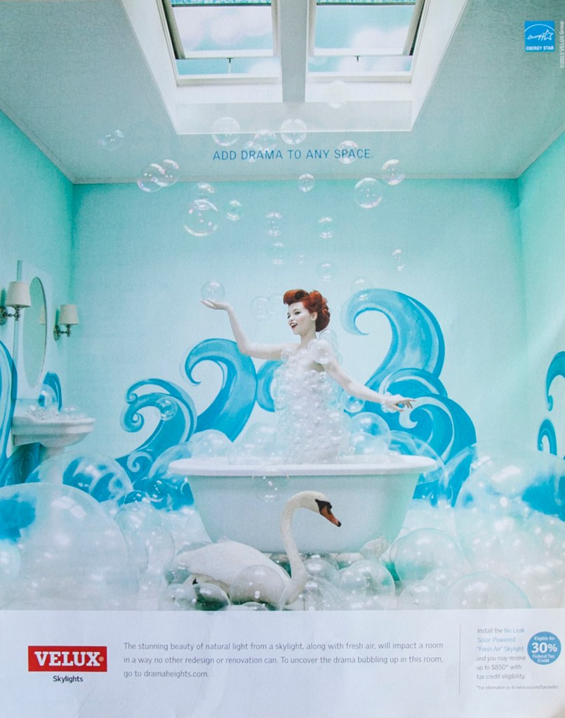 OK, Seriously? How can you not want to do a bathtub and bubble photo shoot after seeing this? I really need to work something like this in. Now.