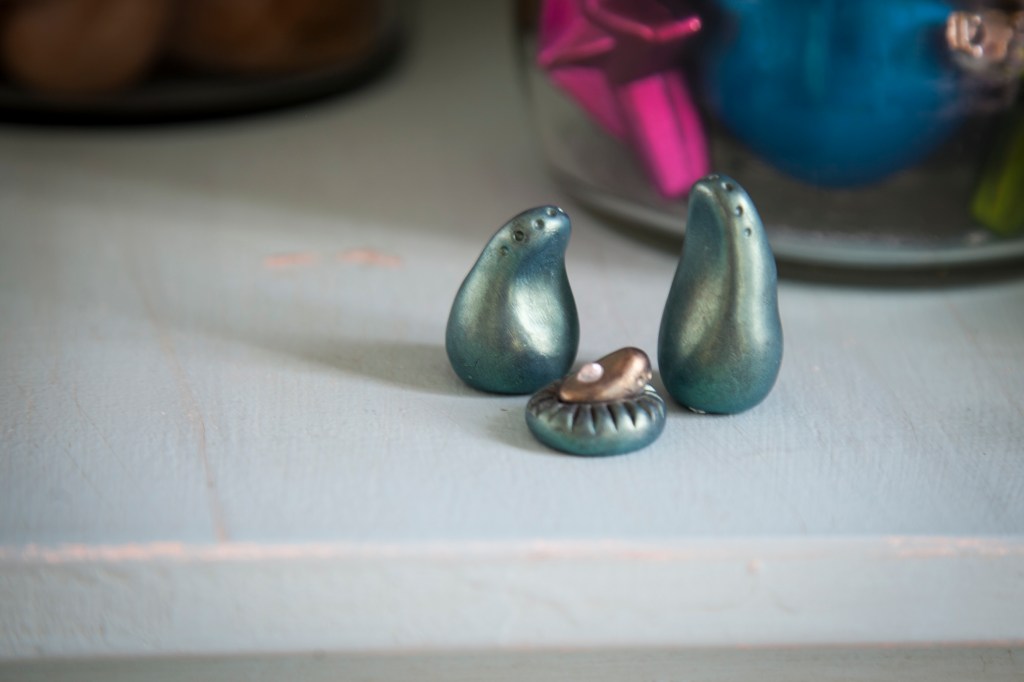 My favorite Jesus, Mary and Joseph. Emma's favorite too. She may steal these when she moves out.