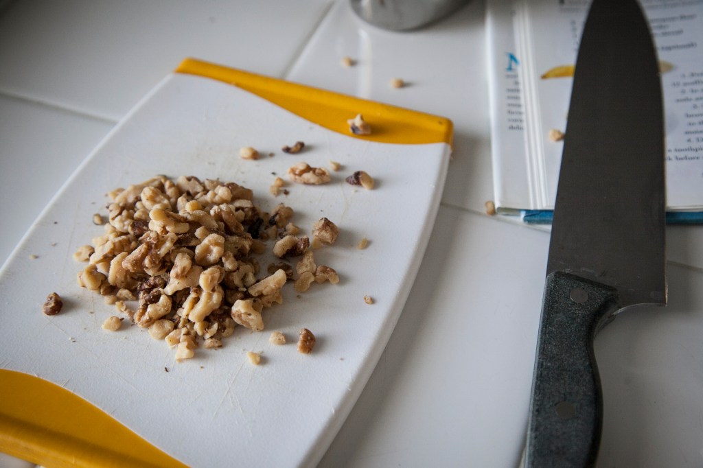 Mmmm, walnuts. I LOVE them. Not hot for the thyroid but I still eat them sparingly. How can you not?