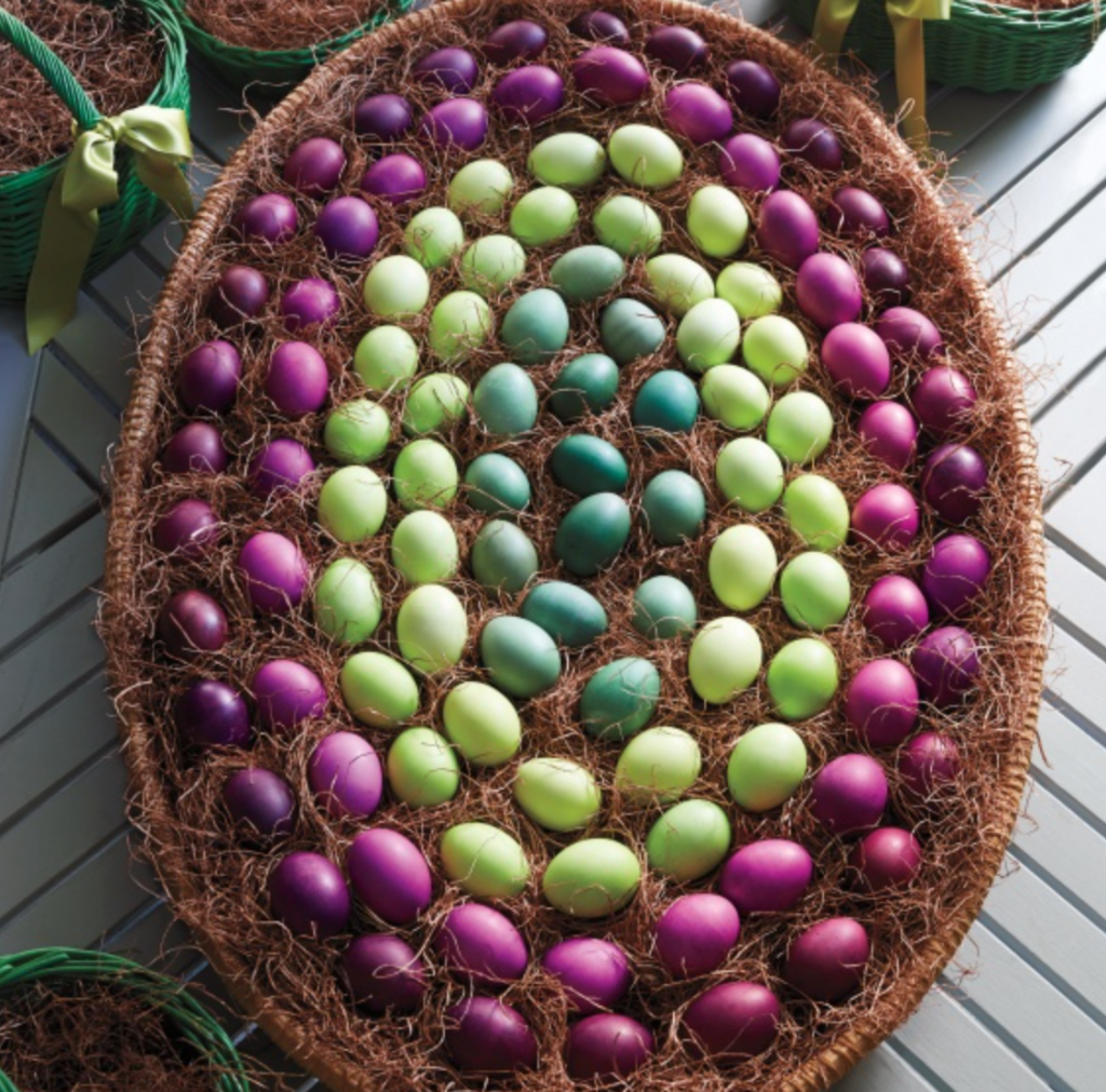 I just think this is awesome. Doesn't it make you want to dye eggs? I just love purple and green! This fabulous cabbage-looking egg basket! 