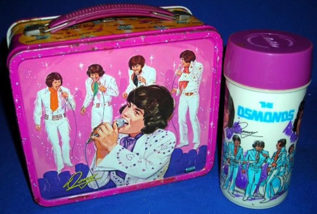 Side two, I seriously hated this side! I don't even know why. I'd walk with it pushed up against my leg trying to hide it.